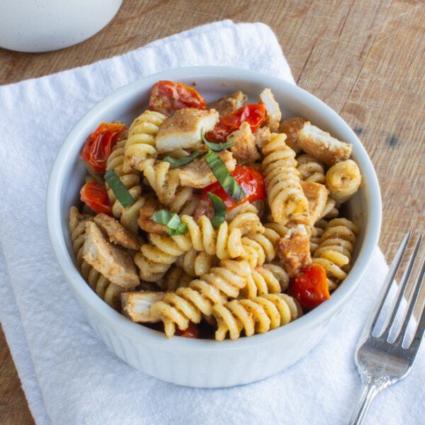 easy chicken pesto pasta