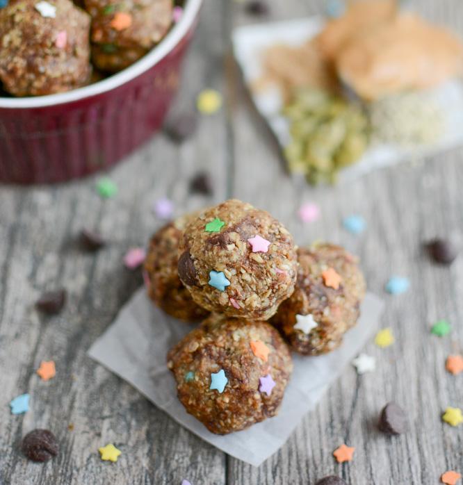 Super Seeds: A Guide to the Nutritional Benefits of Flax, Chia, Hemp, Pumpkin, and Sunflower Seeds 13 peanut butter hemp energy balls