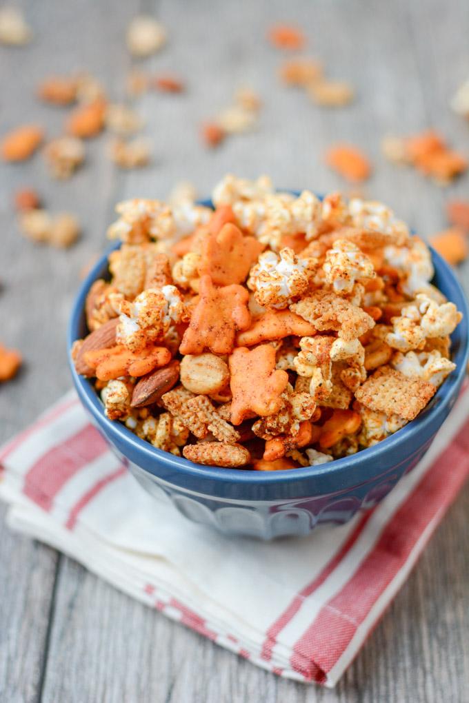 easy snacks for breastfeeding moms - snack mixes
