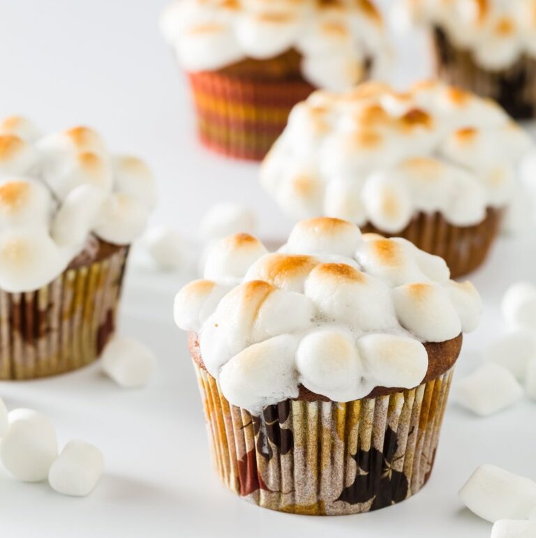 20+ Baked Sweet Potato Dessert Recipes 3 sweet potato casserole cupcakes